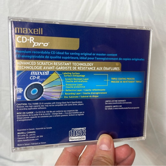 Vintage Single Maxell® CD-R Pro Series Media With Jewel Cases, 700MB/80 Minutes - Picture 2 of 6